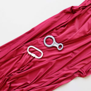 red silk with figure 8 and carabiner